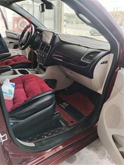 دودج جراند كارافان